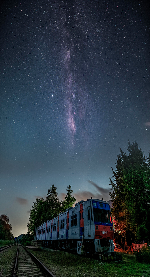 우측 브랜드 메인 배너